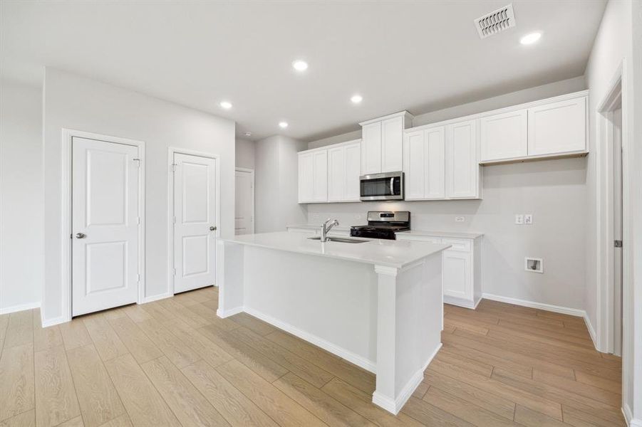 Furnished interior view inside a new home in Bellagio, Forney (Image 5).
