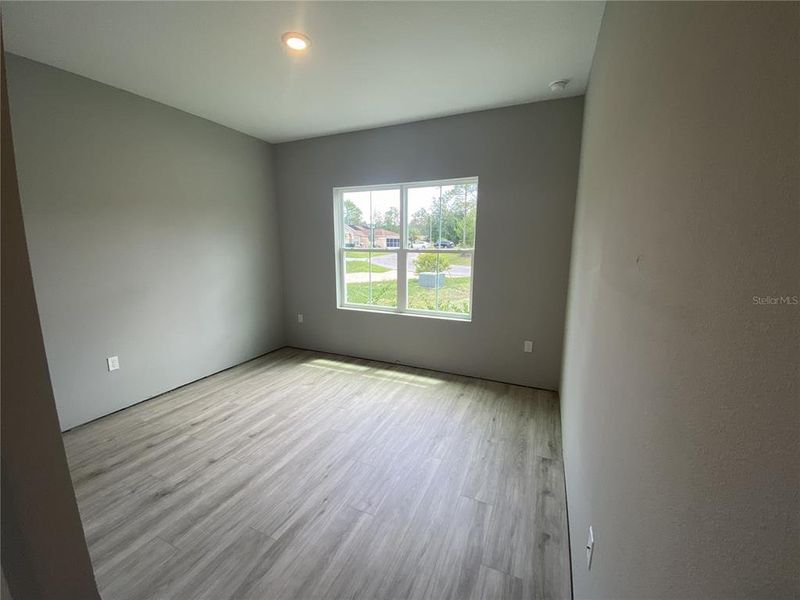 Spacious, unfurnished interior of a new home in , Brooksville (Image 16).