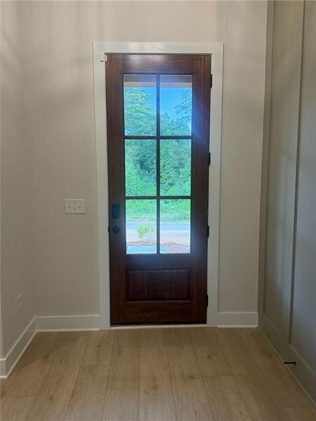 Spacious, unfurnished interior of a new home in Blue Mountain Creek, Morganton (Image 16).