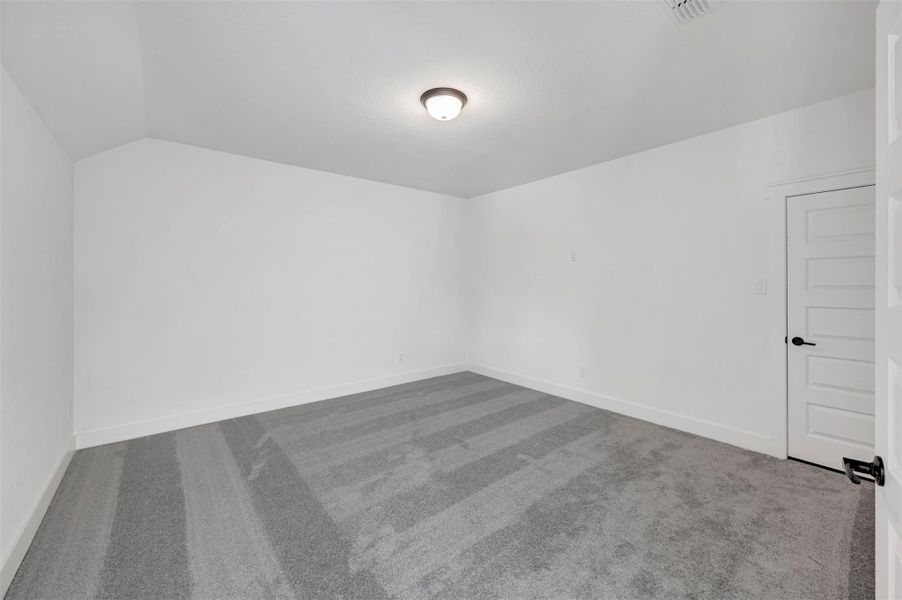 Spacious, unfurnished interior of a new home in ARTAVIA 50' Homesites, Conroe (Image 28). Spacious, unfurnished interior of a new home in ARTAVIA 50' Homesites, Conroe (Image 28).