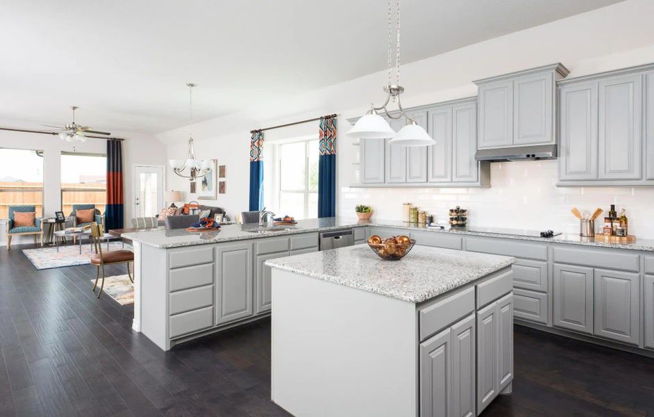 Kitchen | Concept 2533 at Mockingbird Hills in Joshua, TX by Landsea Homes