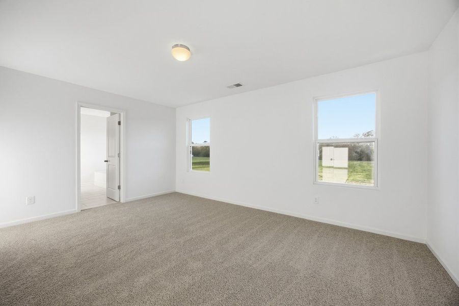 Spacious, unfurnished interior of a new home in Reeves Crossing, St. George (Image 11).