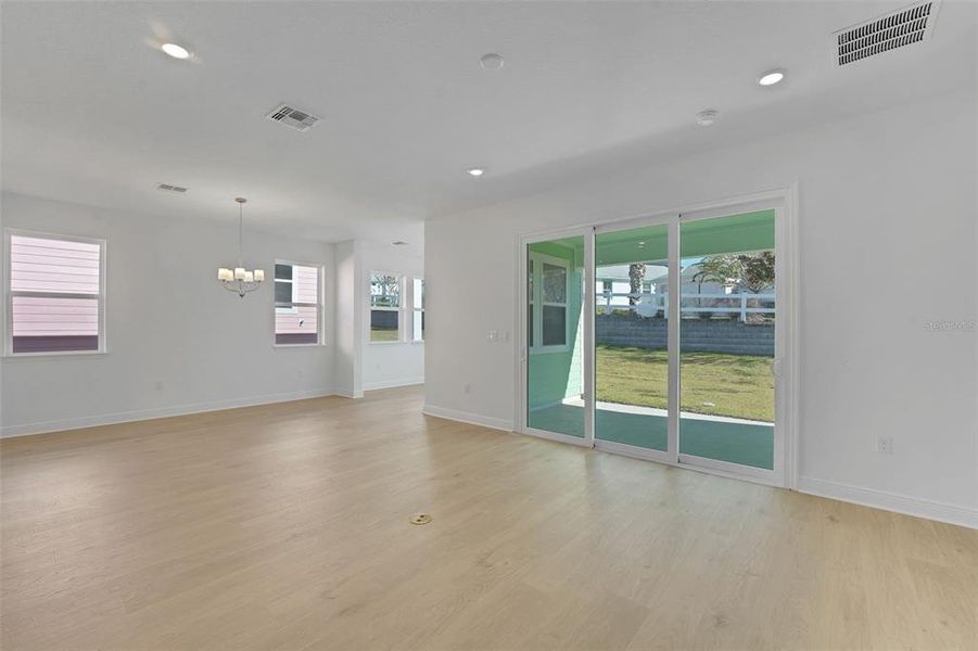 Spacious, unfurnished interior of a new home in Green Key Village, Lady Lake (Image 30).