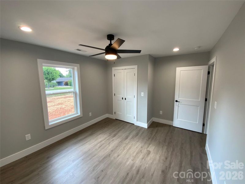 Spacious, unfurnished interior of a new home in , Forest City (Image 10).