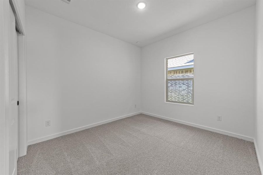 Spacious, unfurnished interior of a new home in Caldwell Lakes, Dallas (Image 18). Spacious, unfurnished interior of a new home in Caldwell Lakes, Dallas (Image 18).