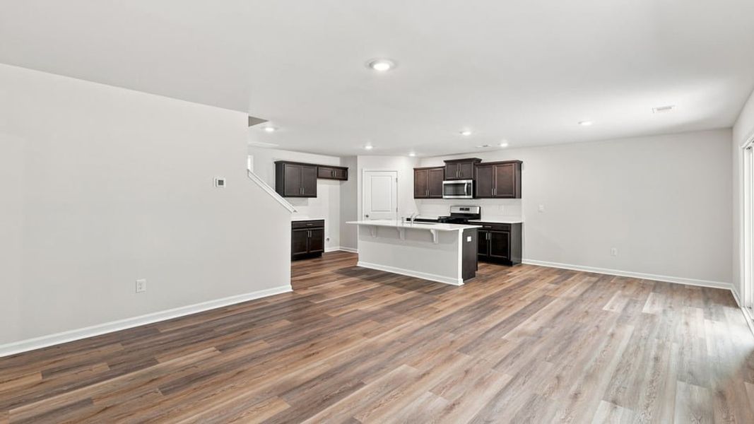Spacious, unfurnished interior of a new home in Bentley Park, Greenwood (Image 21).