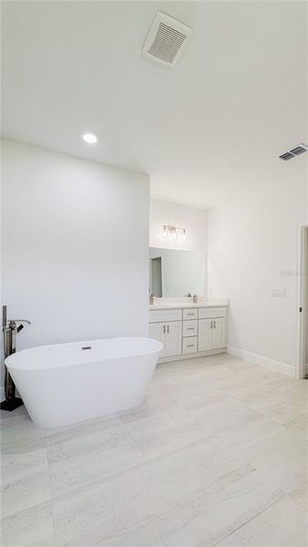 Furnished interior view inside a new home in , Ocala (Image 4).