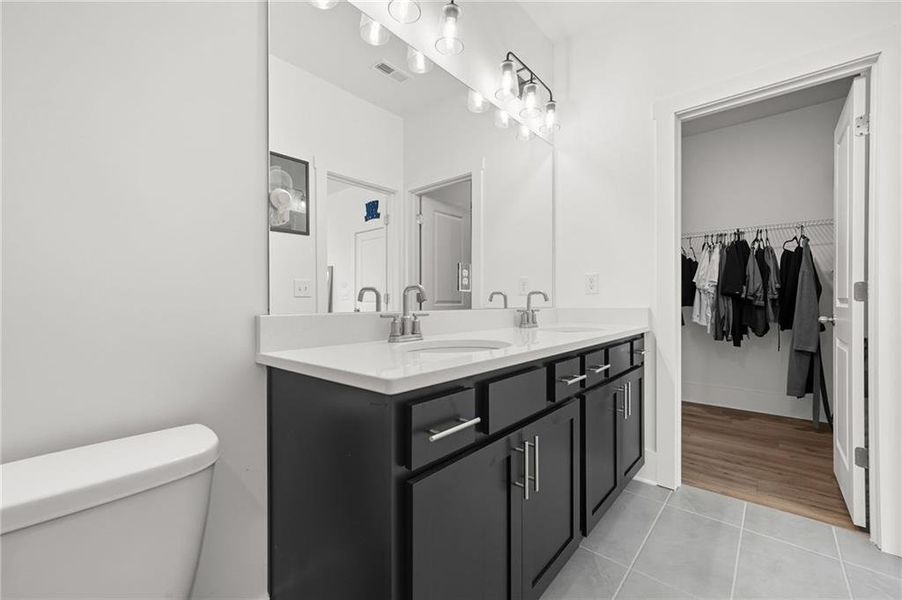 Furnished interior view inside a new home in , Atlanta (Image 15).