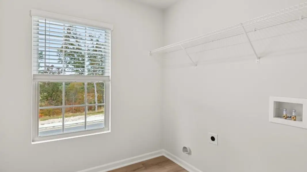 Spacious, unfurnished interior of a new home in Lost Creek, Dallas (Image 12). Spacious, unfurnished interior of a new home in Lost Creek, Dallas (Image 12).