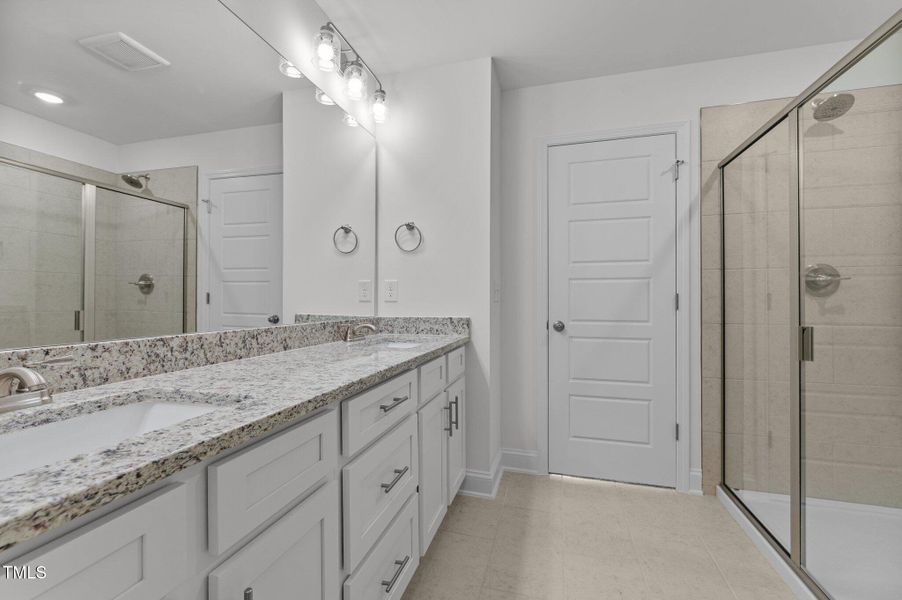 28-web-or-mls-DSC_8974 28-web-or-mls-DSC_8974