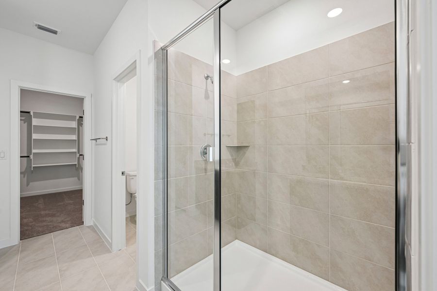 Representative furnished interior of a home built from the 3501 by Risewell Homes in Parkton Square, Kyle (Image 8).