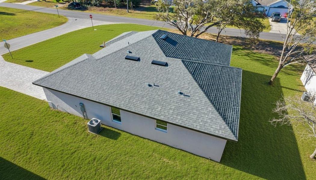 Exterior details and patio area of a home in , Citrus Springs (Image 24).