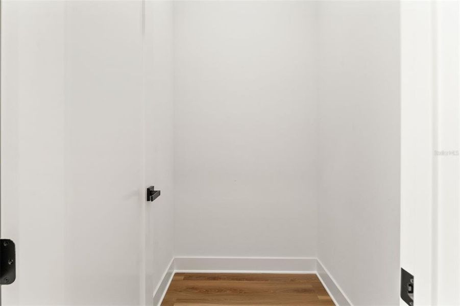 Spacious, unfurnished interior of a new home in , Seminole (Image 43).