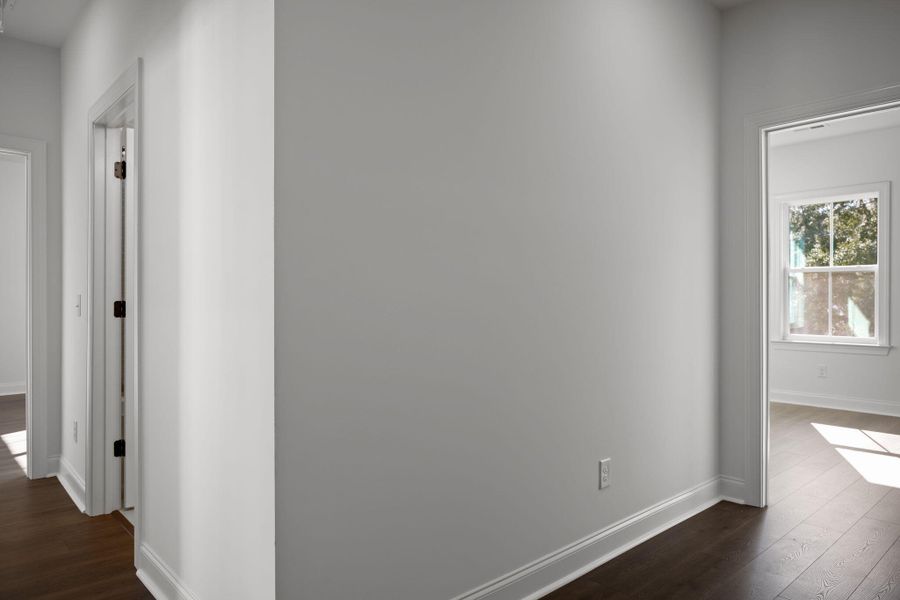 Spacious, unfurnished interior of a new home in Hayes Park, Johns Island (Image 43).