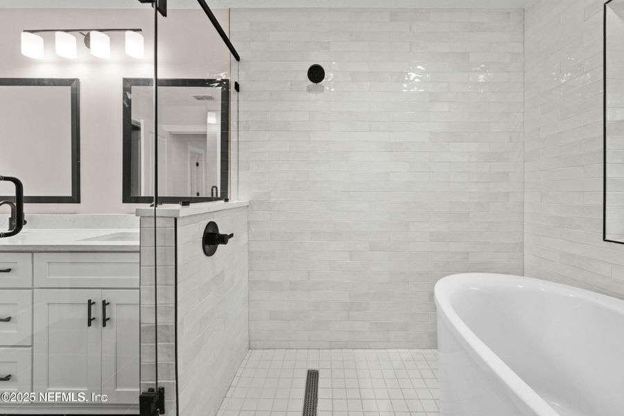 Furnished interior view inside a new home in , Jacksonville (Image 10).