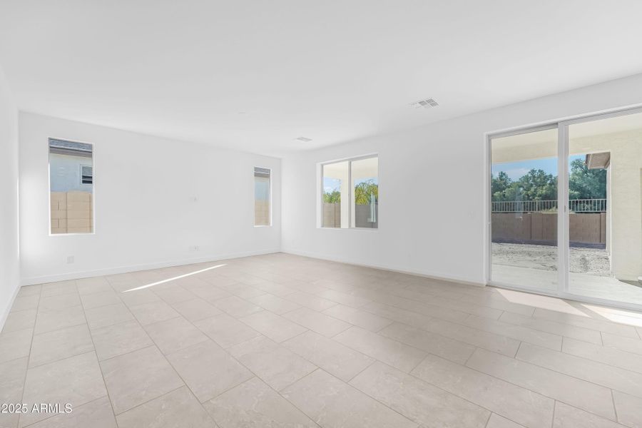 1315 W VIA LAS BRISAS - Ready Now!