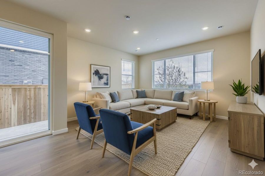 Virtually Staged: living room