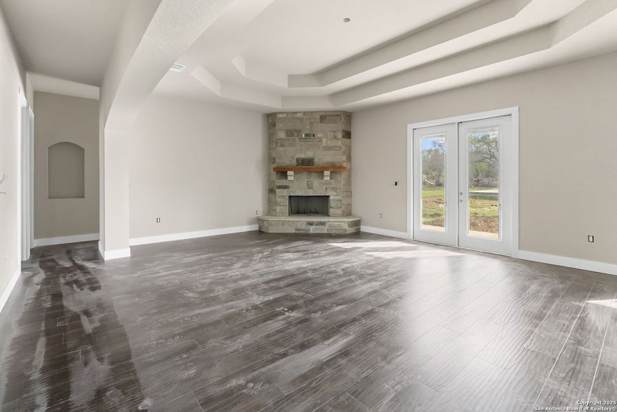 Spacious, unfurnished interior of a new home in , Adkins (Image 13).