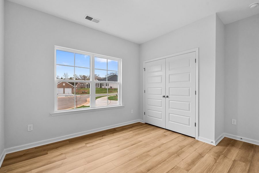 Spacious, unfurnished interior of a new home in Brayden, Advance (Image 30).