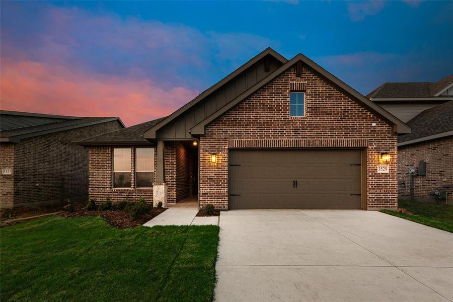 Front exterior of a new home in Liberty Pointe, Gainesville, TX, highlighting curb appeal (Image 20). Front exterior of a new home in Liberty Pointe, Gainesville, TX, highlighting curb appeal (Image 20).