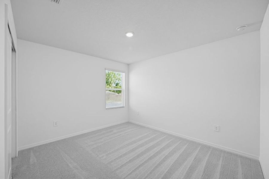 Spacious, unfurnished interior of a new home in Palm Wind, Hudson (Image 15).