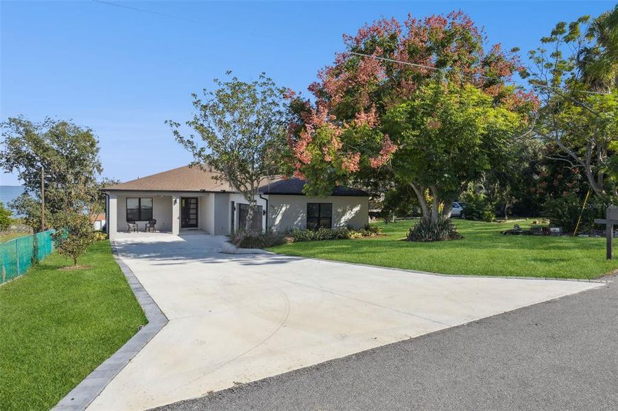 Exterior details and patio area of a home in , Montverde (Image 46). Exterior details and patio area of a home in , Montverde (Image 46).