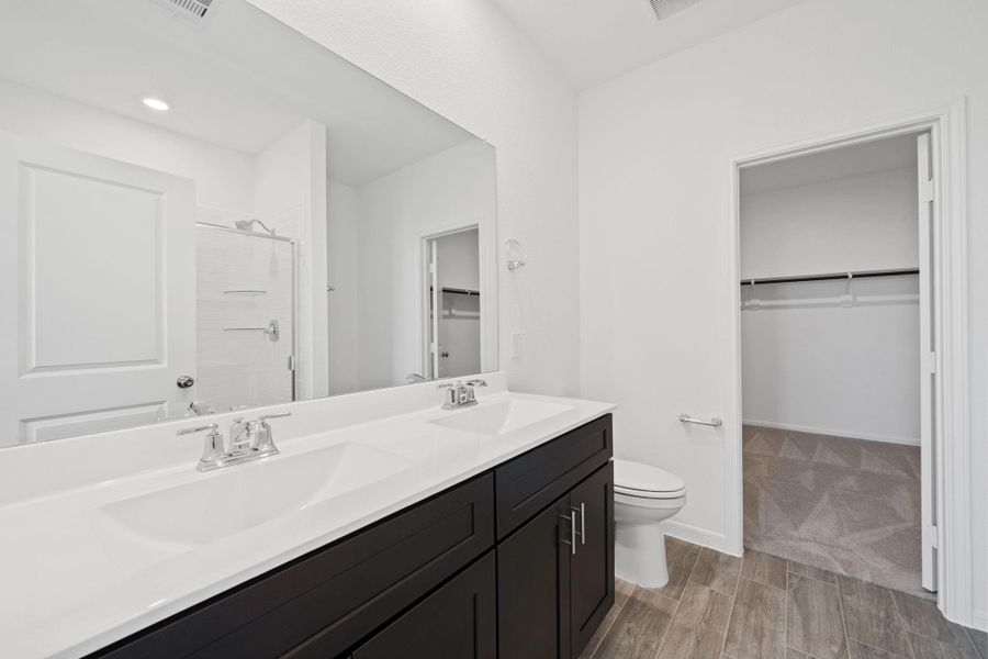 Image 21 of a home in Bay Creek.