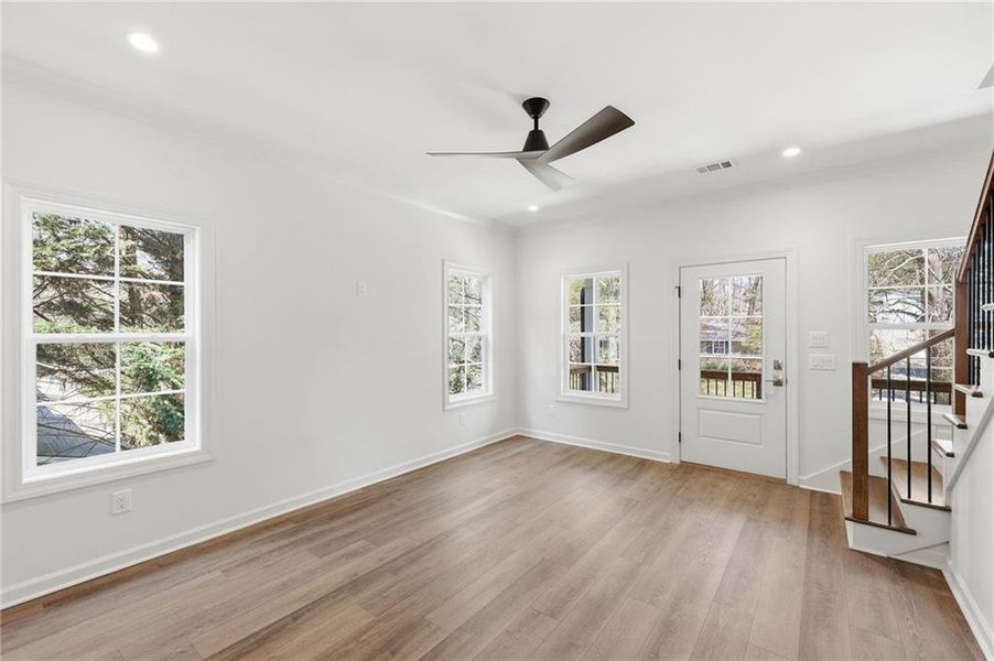Spacious, unfurnished interior of a new home in , Gainesville (Image 12).