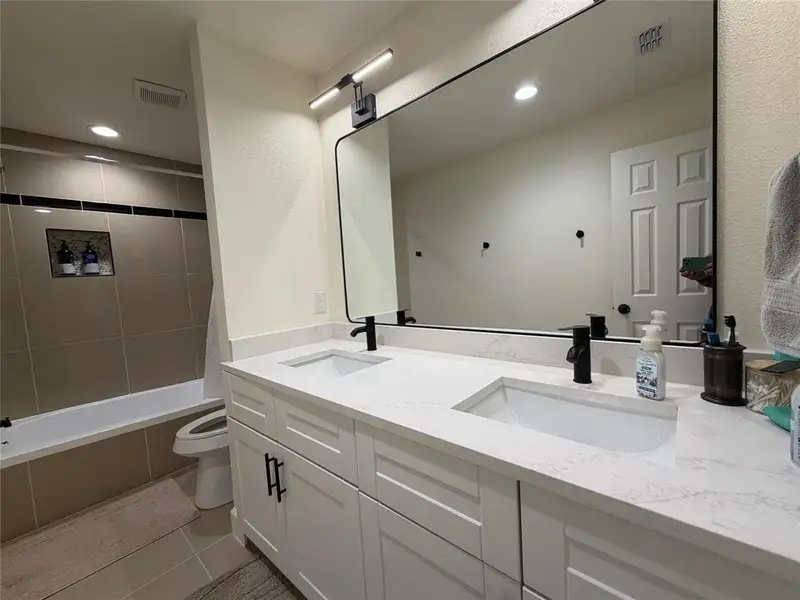 Upstairs Bathroom
