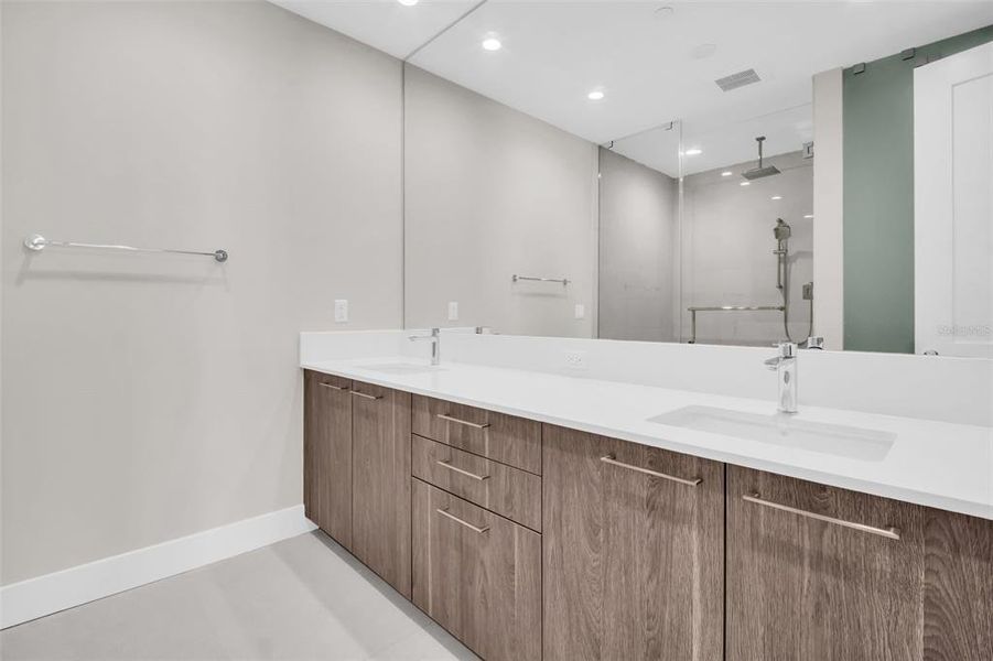 Furnished interior view inside a new home in , St. Petersburg (Image 20).