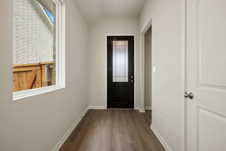 Spacious, unfurnished interior of a new home in La Cima, San Marcos (Image 20).