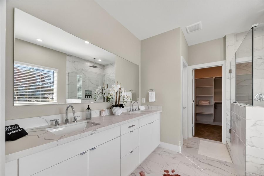 Furnished interior view inside a new home in Scranton Estates, Houston (Image 36).