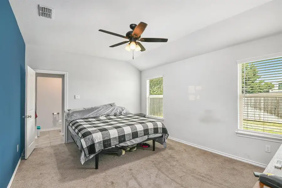 Furnished interior view inside a new home in , Fort Worth (Image 11).