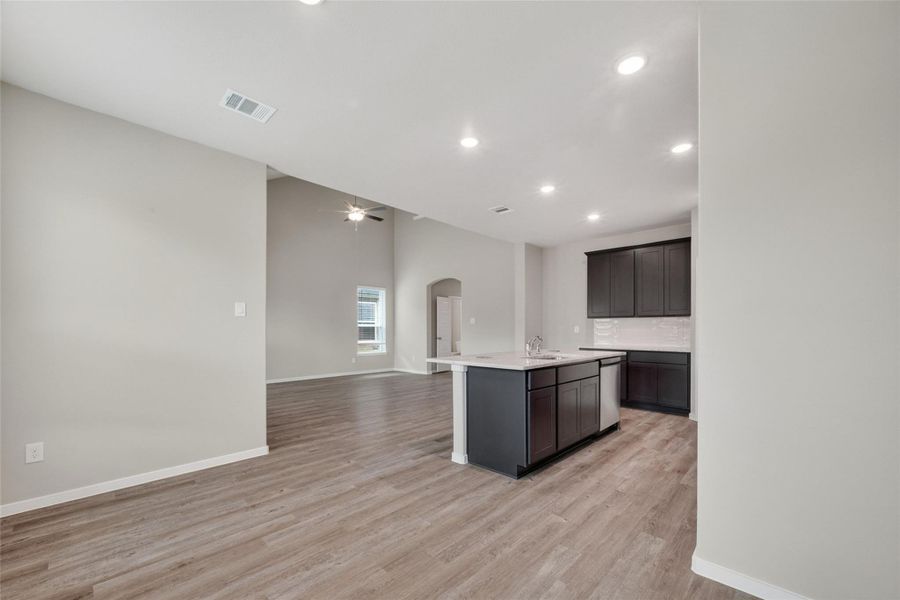 Image 41 of a home in Rollingbrook Estates.