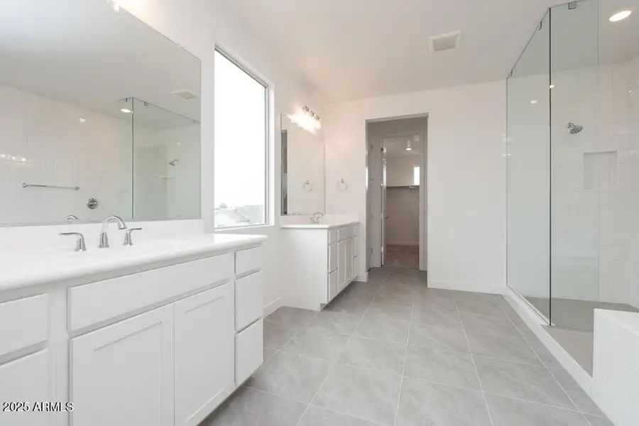 Tri Pointe Soleo 334 - Primary Bath-1ML