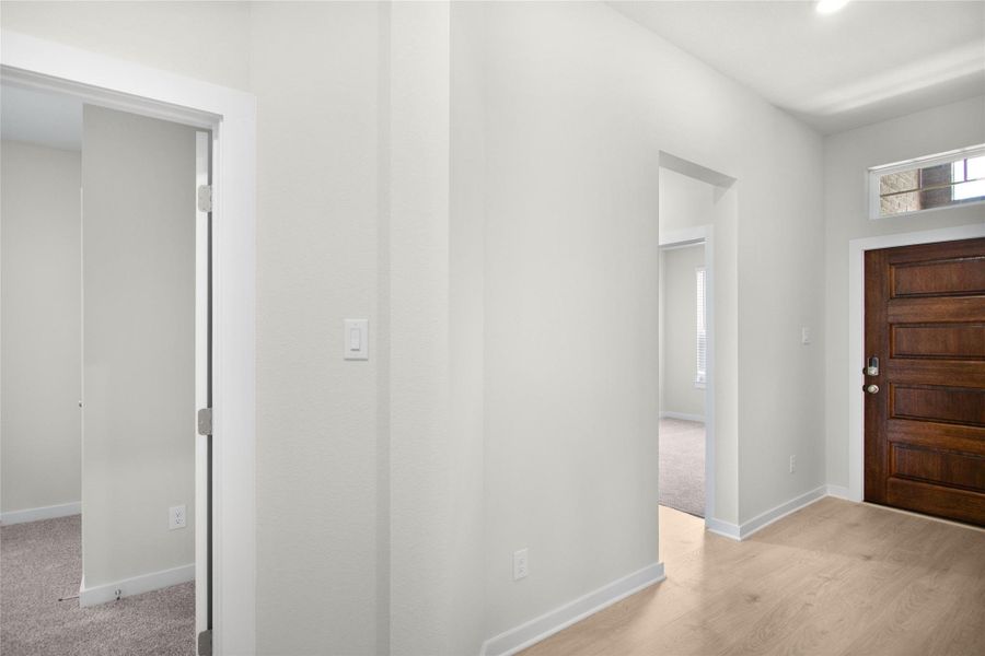 REPRESENTATIVE OF FLOOR PLAN ONLY REPRESENTATIVE OF FLOOR PLAN ONLY