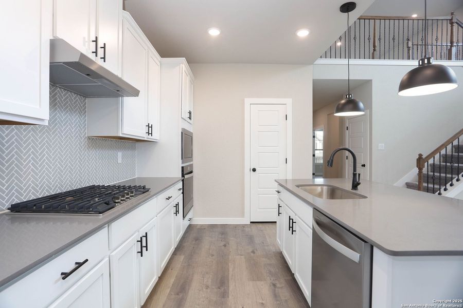Furnished interior view inside a new home in Vista Ridge, Live Oak (Image 5). Furnished interior view inside a new home in Vista Ridge, Live Oak (Image 5).