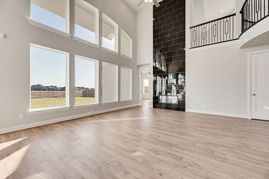 Spacious, unfurnished interior of a new home in Park Trails, Forney (Image 19). Spacious, unfurnished interior of a new home in Park Trails, Forney (Image 19).