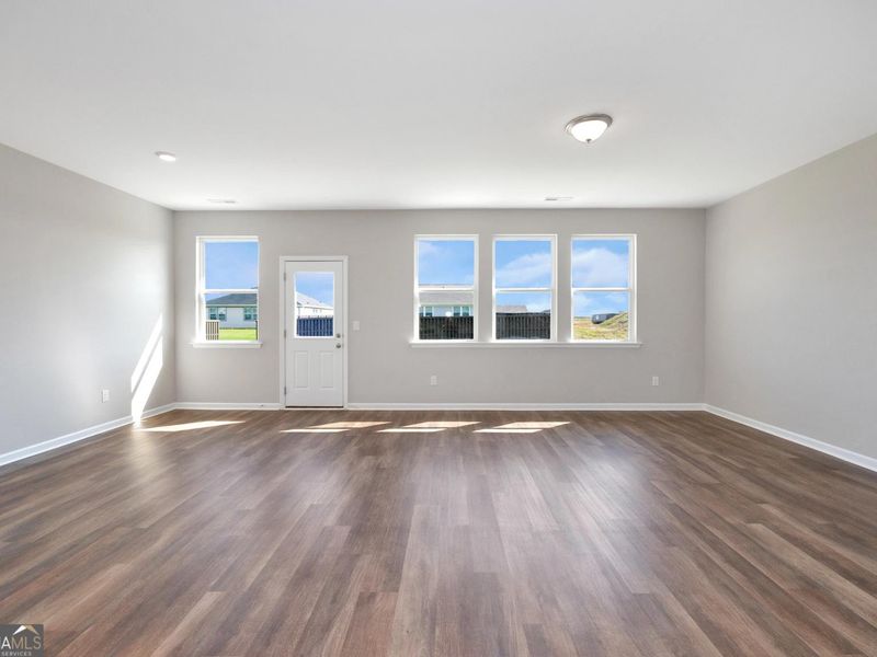 Spacious, unfurnished interior of a new home in Ivy Glen, Perry (Image 14). Spacious, unfurnished interior of a new home in Ivy Glen, Perry (Image 14).