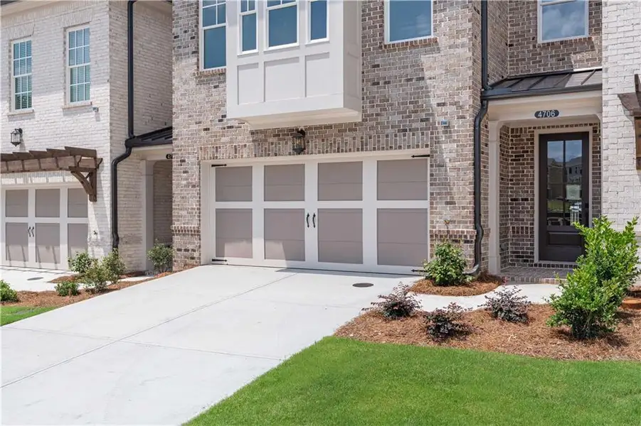 Exterior details and patio area of a home in , Peachtree Corners (Image 3).