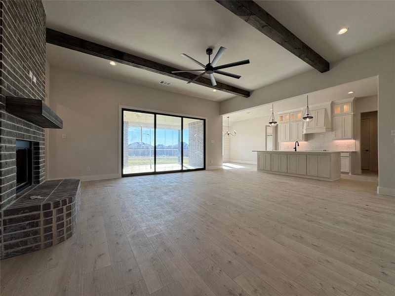 Spacious, unfurnished interior of a new home in Coyote Crossing, Godley (Image 8). Spacious, unfurnished interior of a new home in Coyote Crossing, Godley (Image 8).
