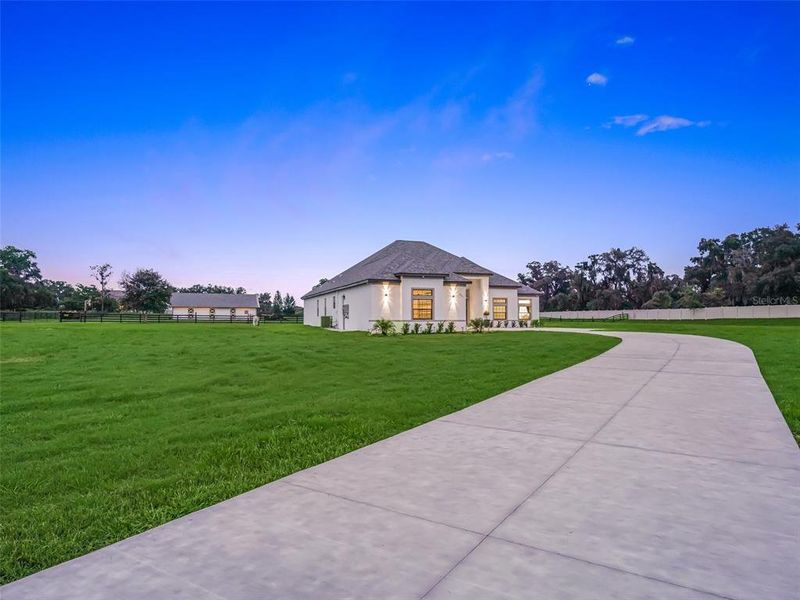 Front exterior of a new home in , Ocala, FL, highlighting curb appeal (Image 35).