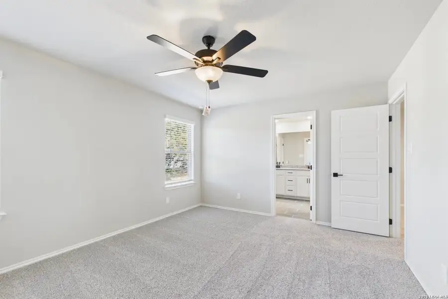 Spacious, unfurnished interior of a new home in Meadows at Oak Creek, San Antonio (Image 21).