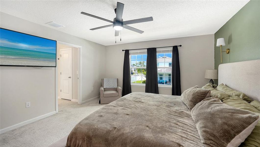 Furnished interior view inside a new home in , Bradenton (Image 46).