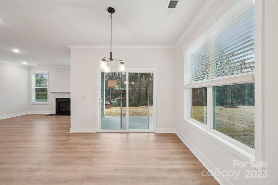 Spacious, unfurnished interior of a new home in Oak Grove Hill, Huntersville (Image 19).