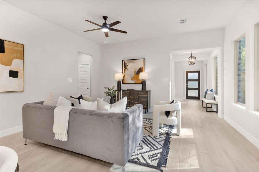 Furnished interior view inside a new home in Woodforest 40', Montgomery (Image 6).