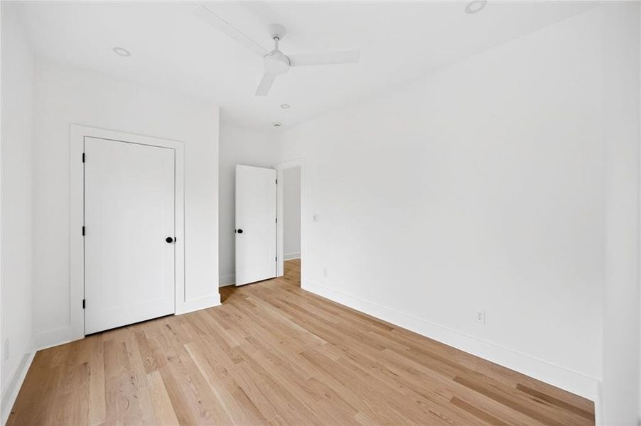 Spacious, unfurnished interior of a new home in , Atlanta (Image 25).