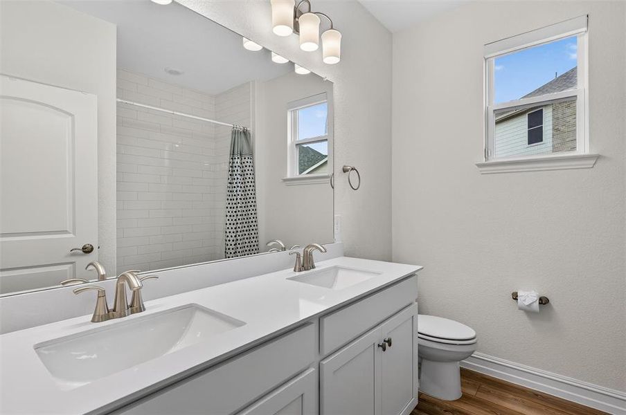 Furnished interior view inside a new home in Erwin Farms, McKinney (Image 11).