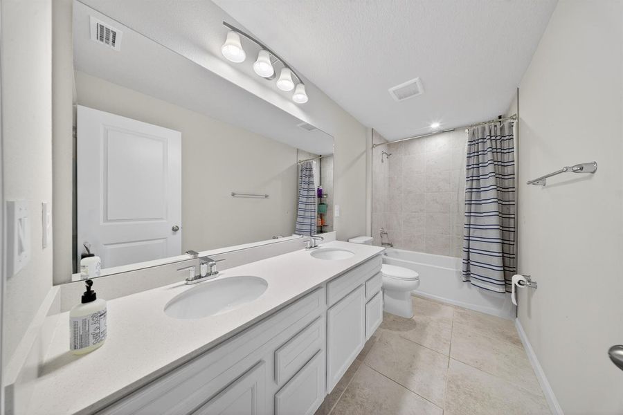 2ND BATH UPSTAIRS