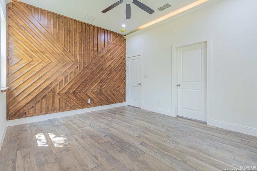 Spacious, unfurnished interior of a new home in , San Antonio (Image 20). Spacious, unfurnished interior of a new home in , San Antonio (Image 20).